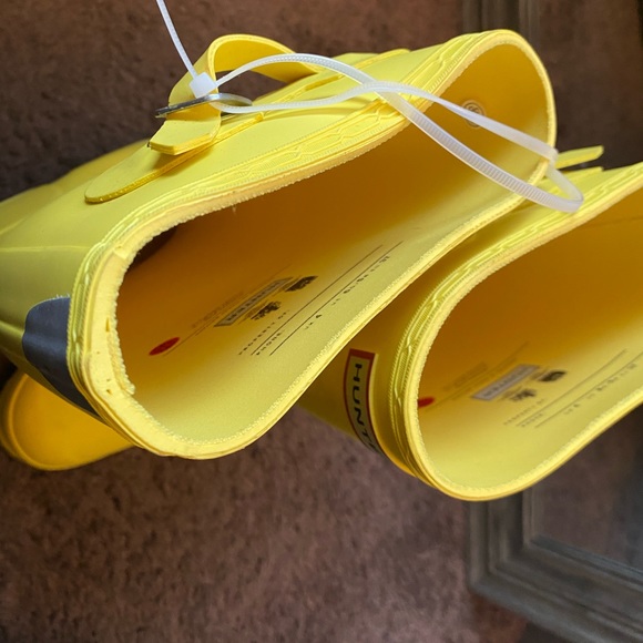 Hunter Boots - Picture 2 of 6